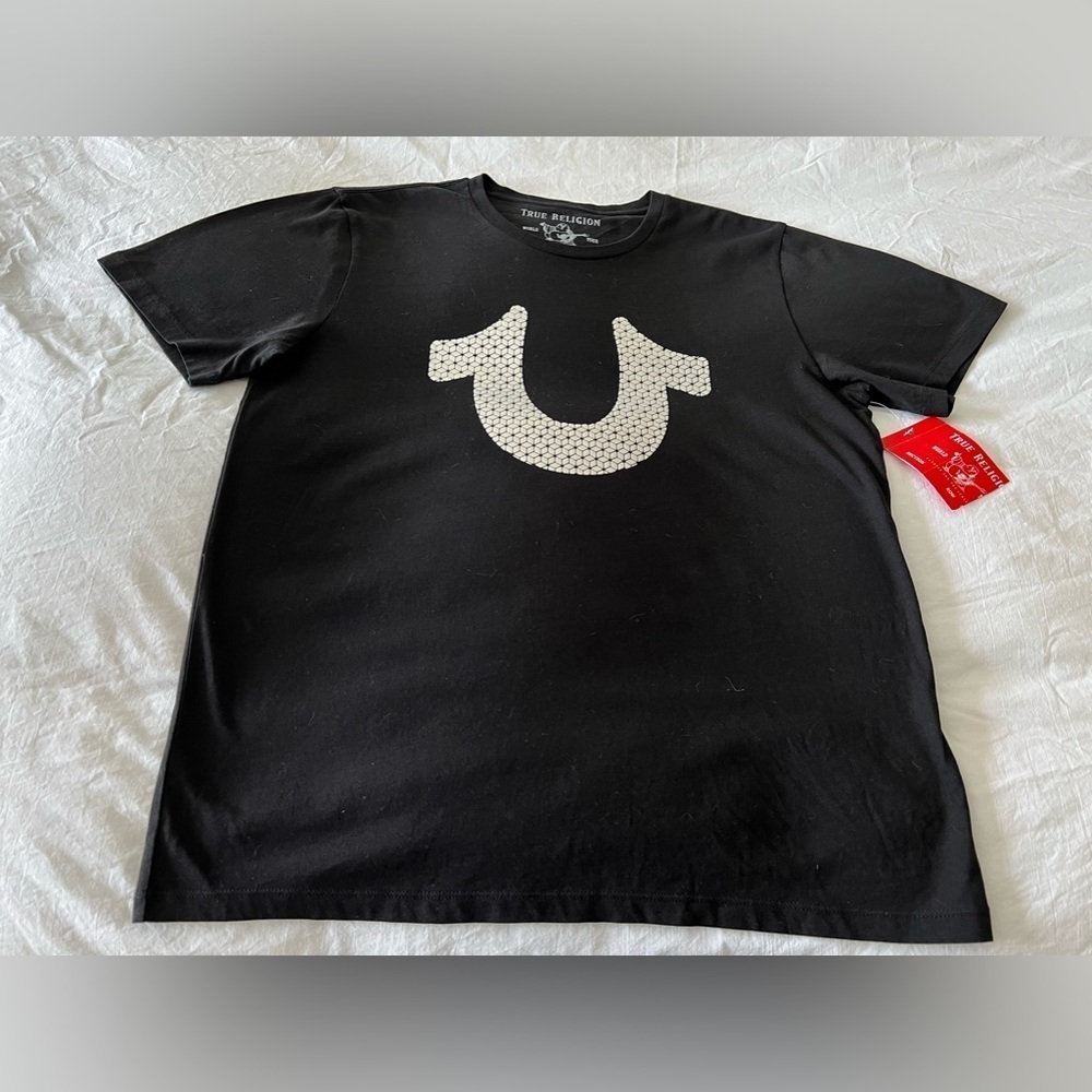 True Religion Black Silver Horseshoe Crew Neck World Tour T Shirt SZ L NWT.